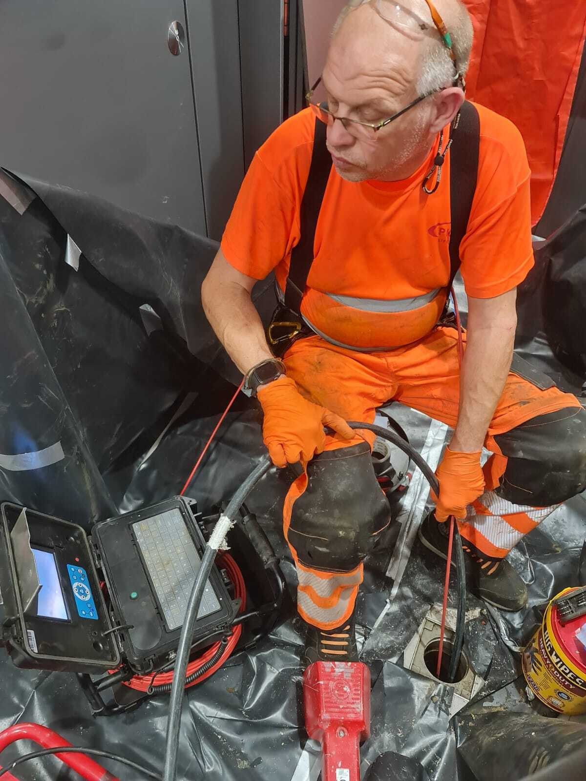 DN100 Cast & Clay Pipe Rehabilitation – with Mini Miller, Super Midi and Picote Xpress Coating System